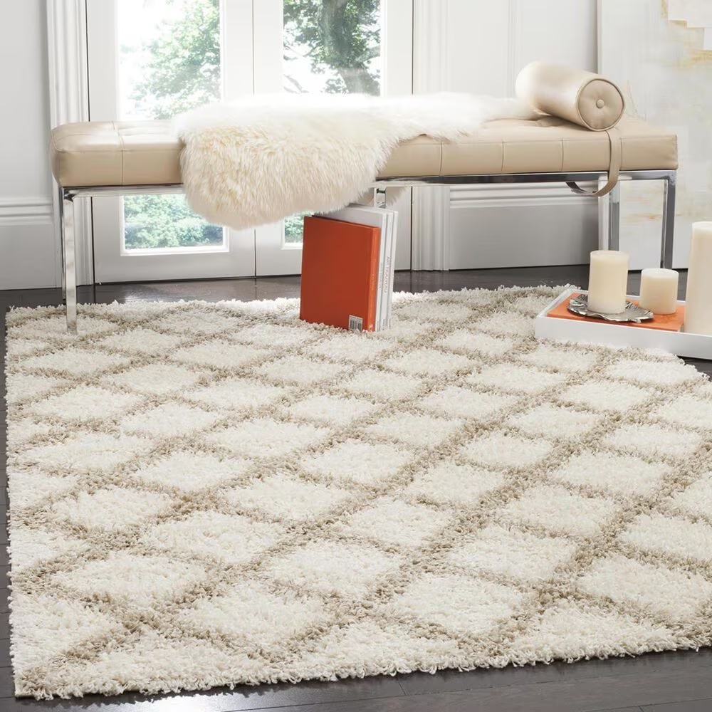 Safavieh Dallas Shag SGD258B-4 4' x 6' Ivory/Beige Area Rug
