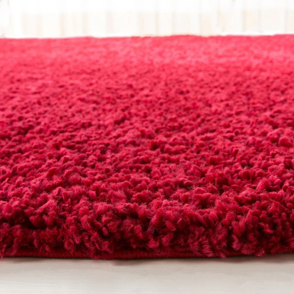 104728-safavieh-august-shag-aug900q-3-round-red-area-rug-1.jpg