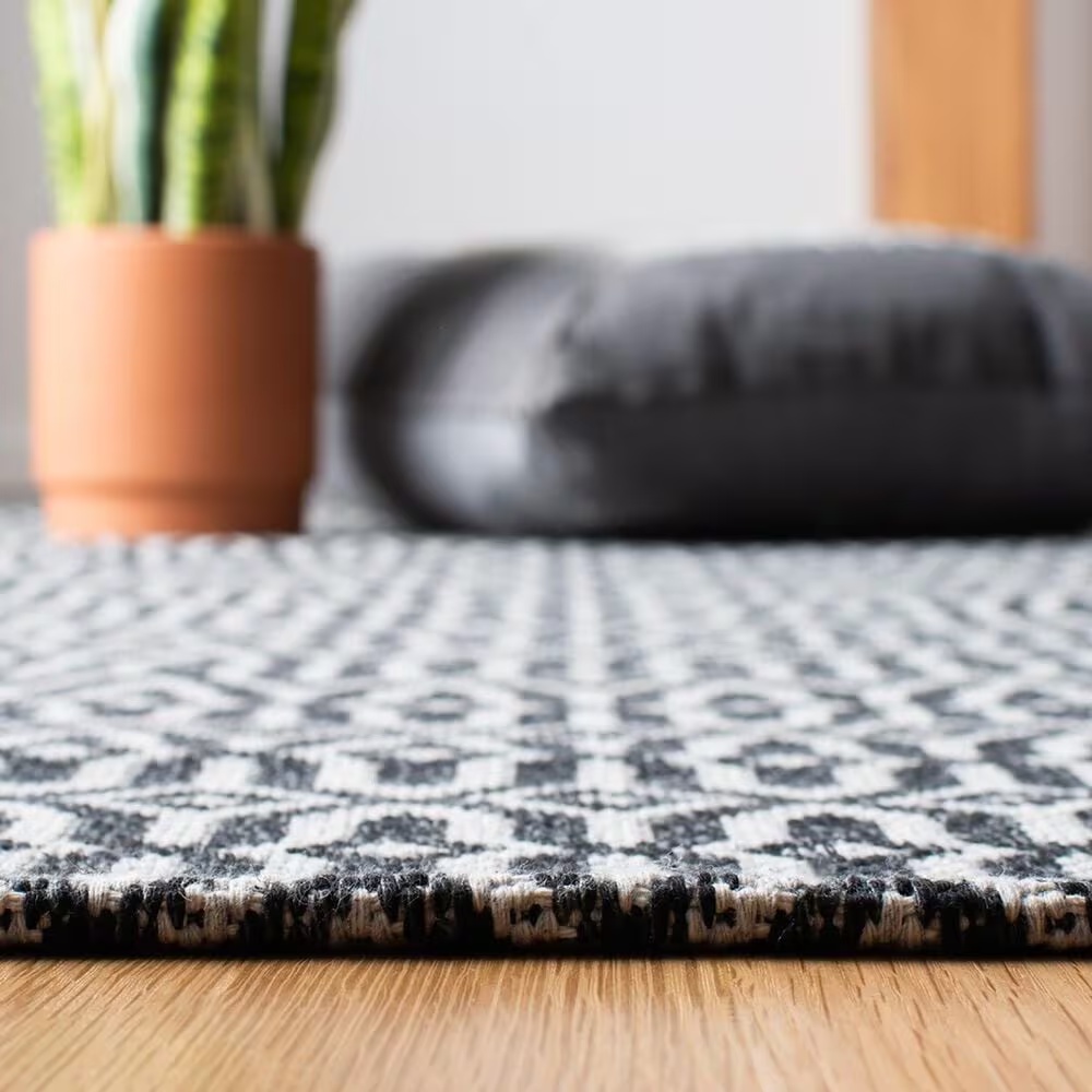 112167-safavieh-martha-stewart-cotton-msr411h-4-x-6-charcoal-and-grey-area-rug-1.jpg