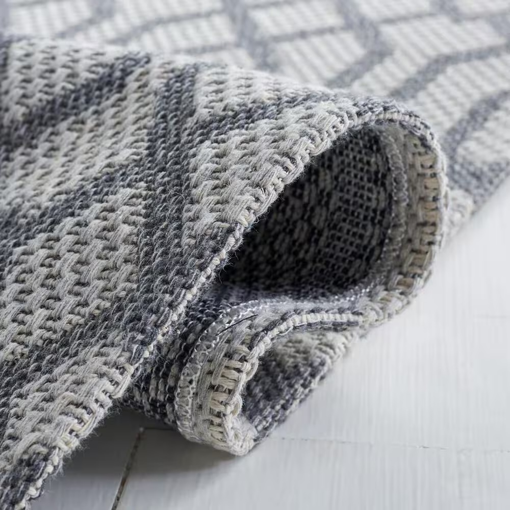 112174-safavieh-martha-stewart-cotton-4-x-6-silver-and-grey-area-rug-1.jpg