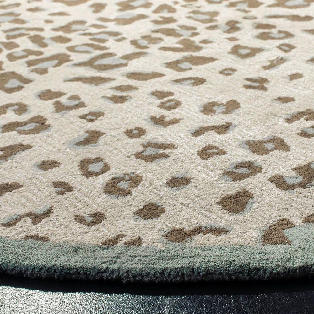 112256-safavieh-martha-stewart-kalahari-6-round-grassland-green-area-rug-1.jpg