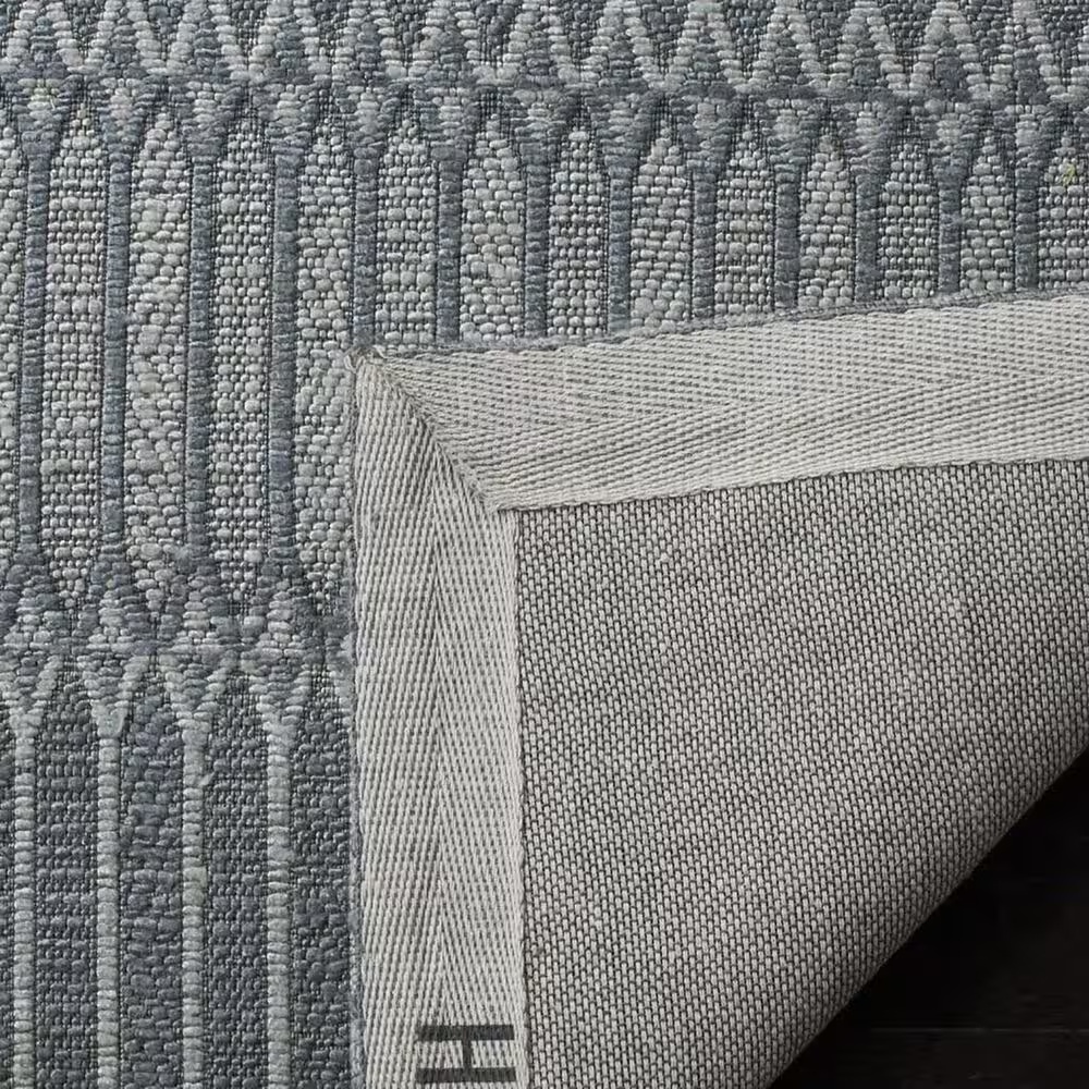 112325-safavieh-marbella-geometric-5-x-8-silver-area-rug-1.jpg