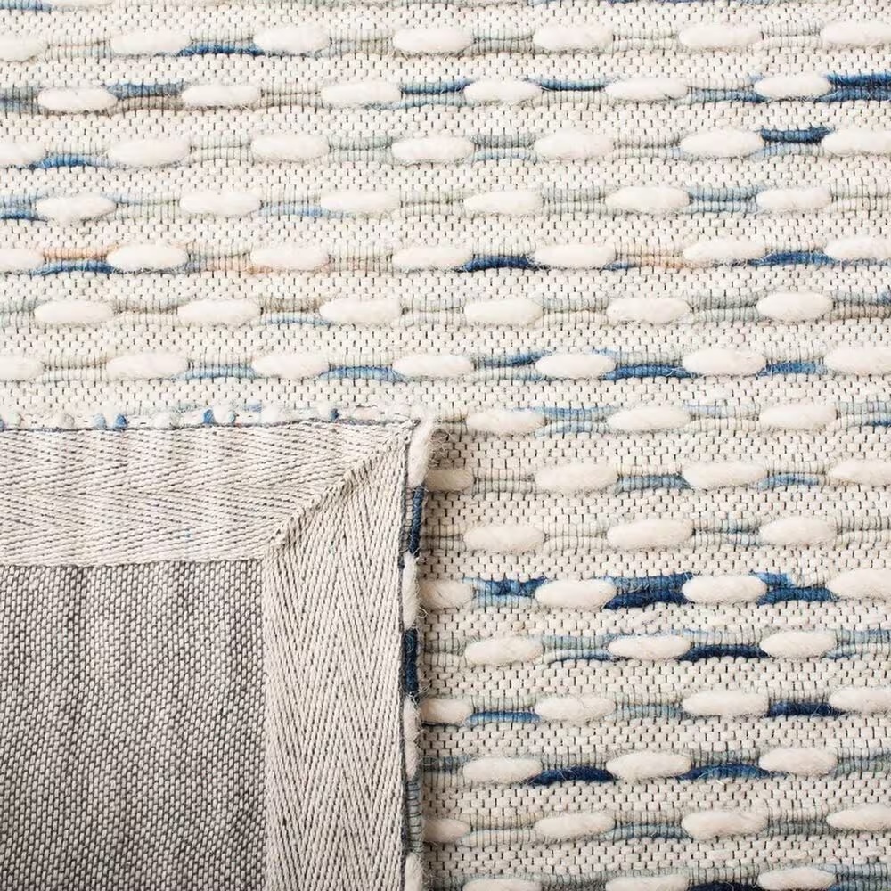 112367-safavieh-marbella-5-x-8-white-and-navy-area-rug-1.jpg