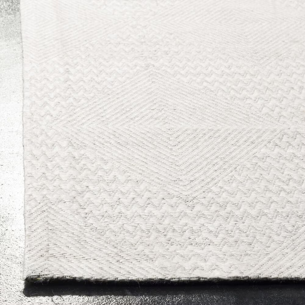 112556-safavieh-marbella-4-x-6-ivory-and-silver-area-rug-1.jpg
