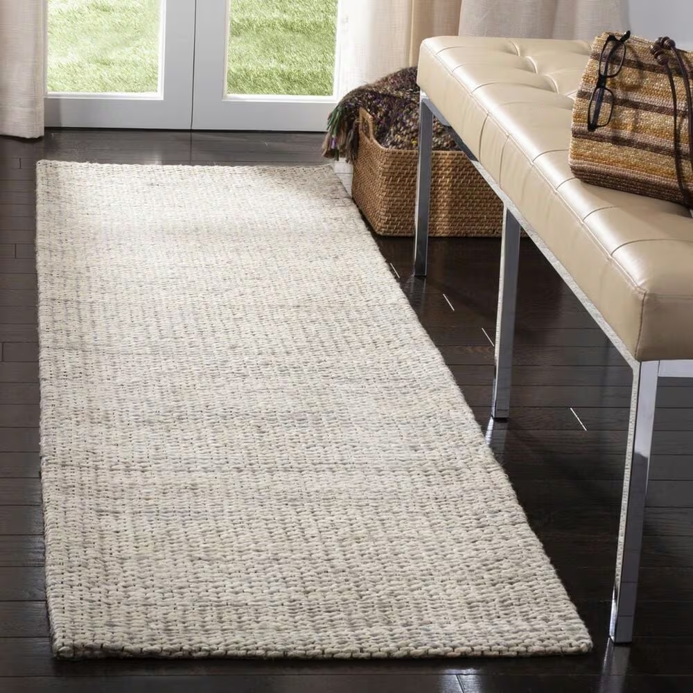 113113-safavieh-marbella-2-3-x-6-light-grey-area-rug-1.jpg