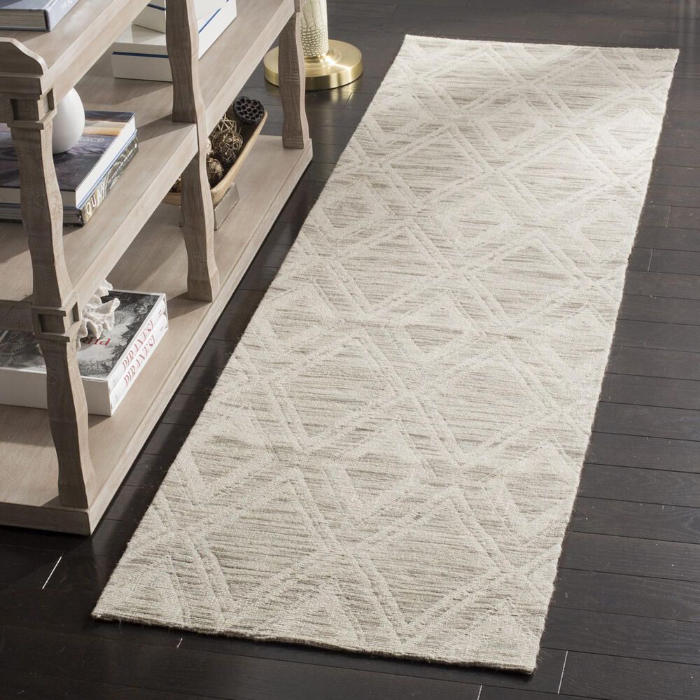 113196-safavieh-marbella-geometric-2-3-x-8-light-brown-and-ivory-runner-1.jpg