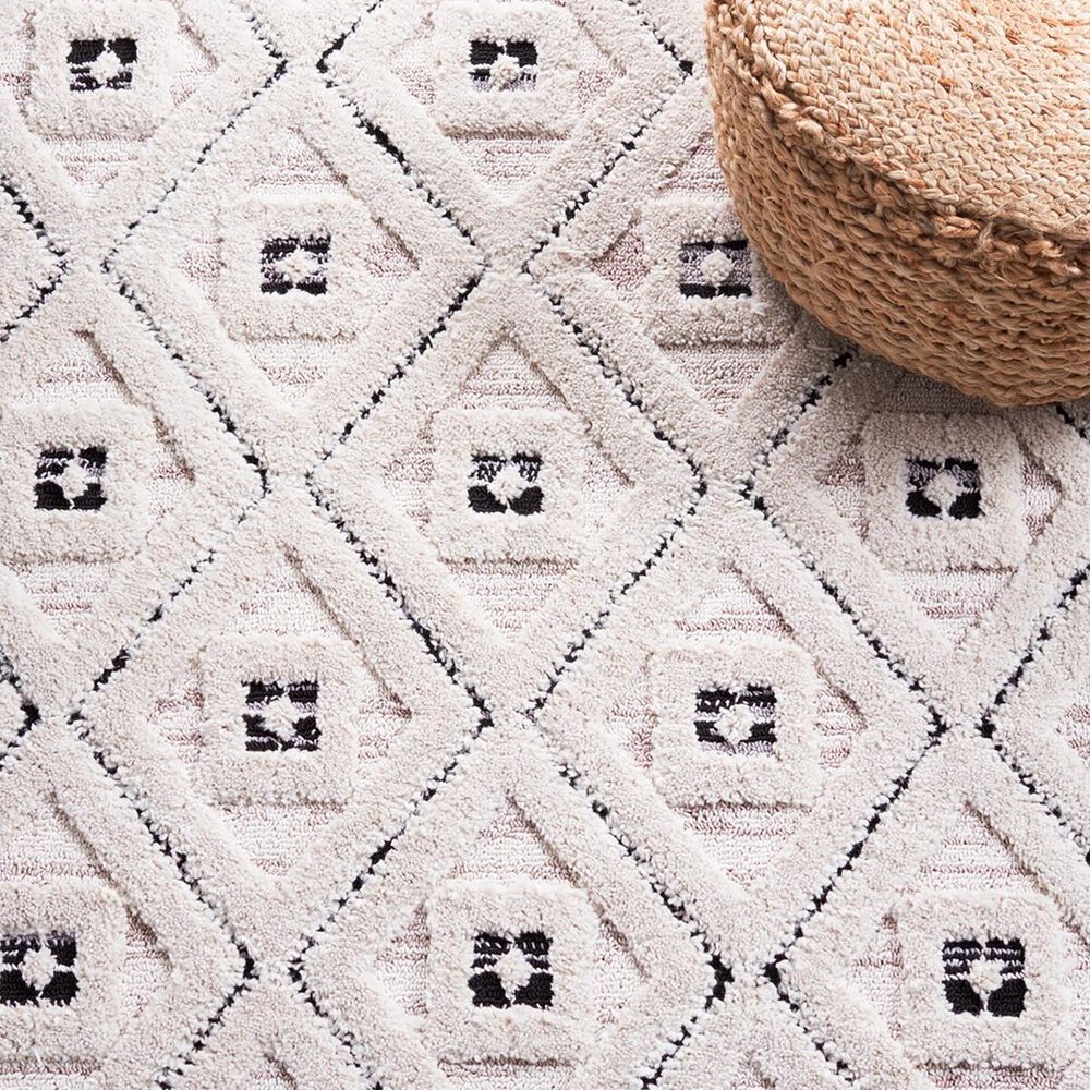 114059-safavieh-marrakesh-mrk546a-5-3-x-7-6-ivory-and-grey-area-rug-1.jpg