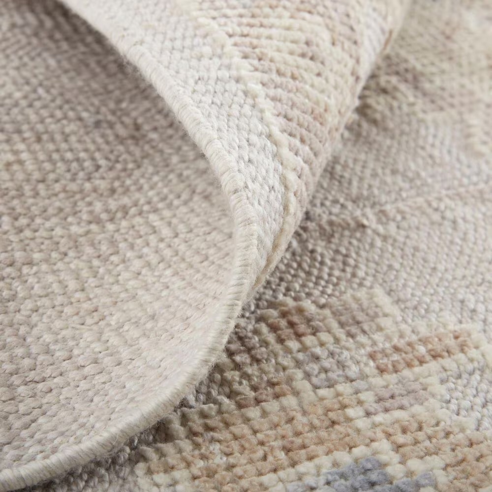114979-feizy-wendover-southwestern-3-6-x-5-6-silver-area-rug-1.jpg