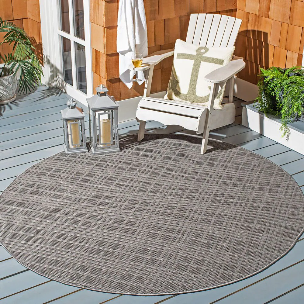 116176-safavieh-bermuda-5-round-grey-indoor-outdoor-area-performance-rug-1.jpg
