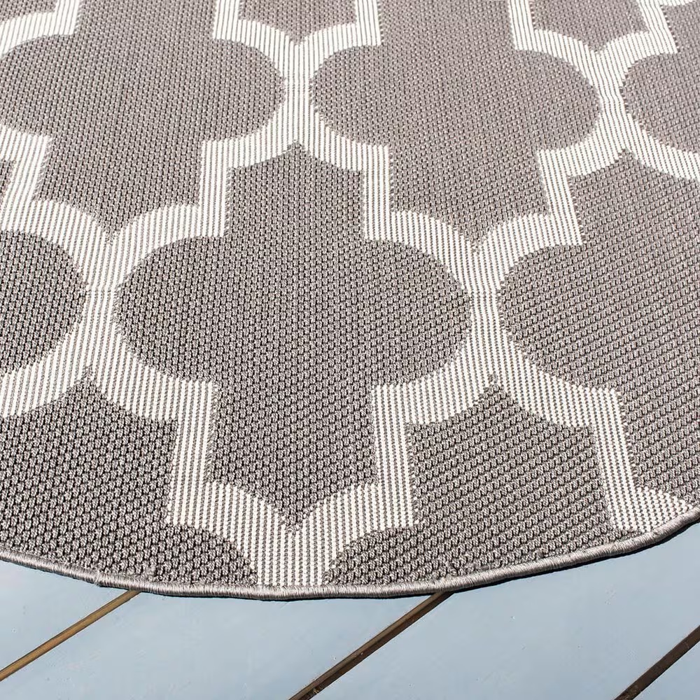 116251-safavieh-bermuda-bmu804f-6-7-round-grey-and-ivory-indoor-outdoor-area-performance-rug-1.jpg