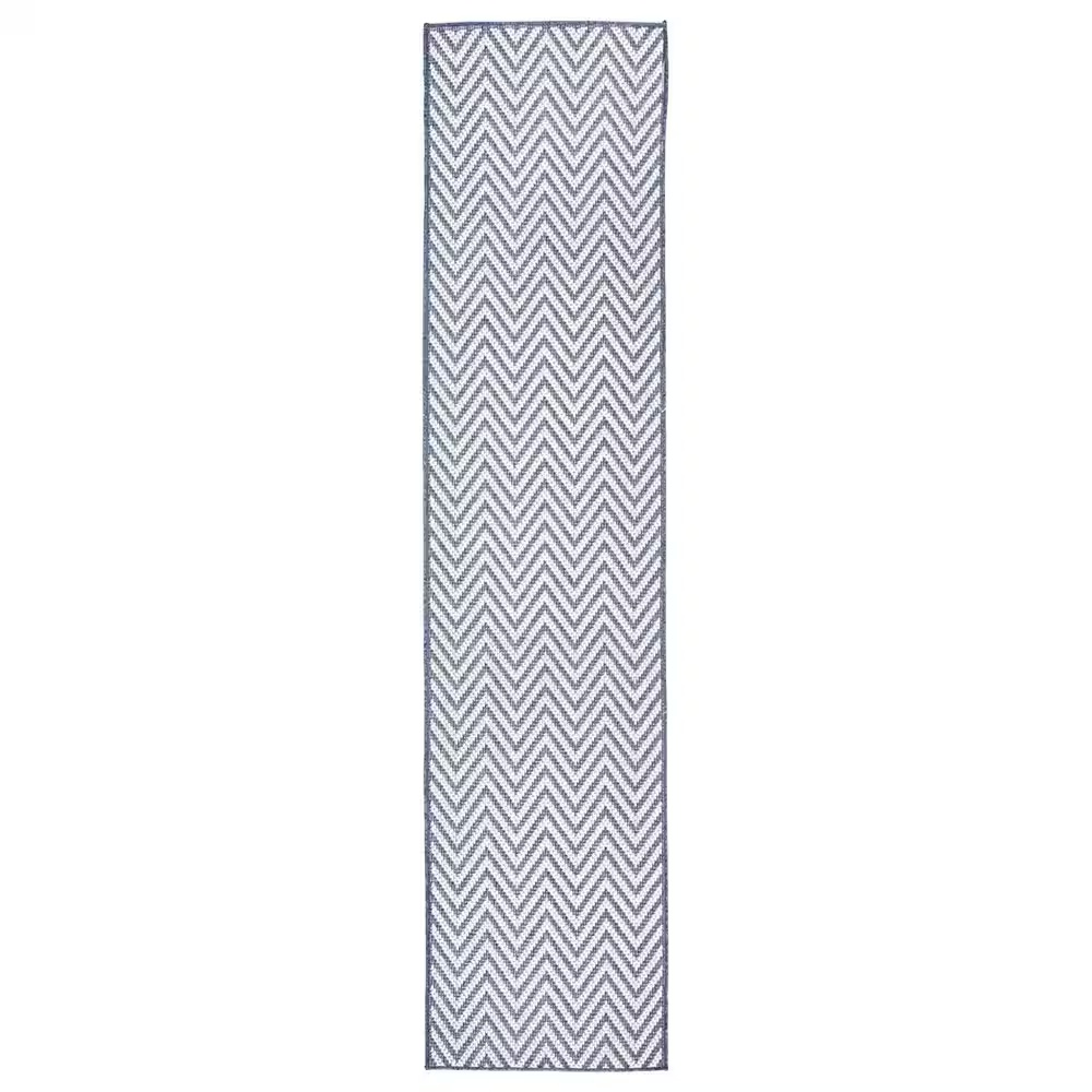 Safavieh Bermuda 2' x 8' Blue and Creme Indoor/Outdoor Area Performance Rug