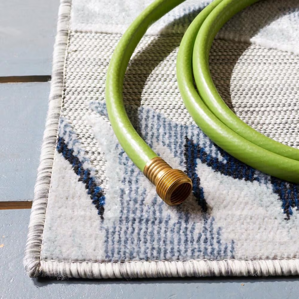 119073-safavieh-cabana-cbn452n-4-x-6-grey-and-navy-indoor-outdoor-area-performance-rug-1.jpg