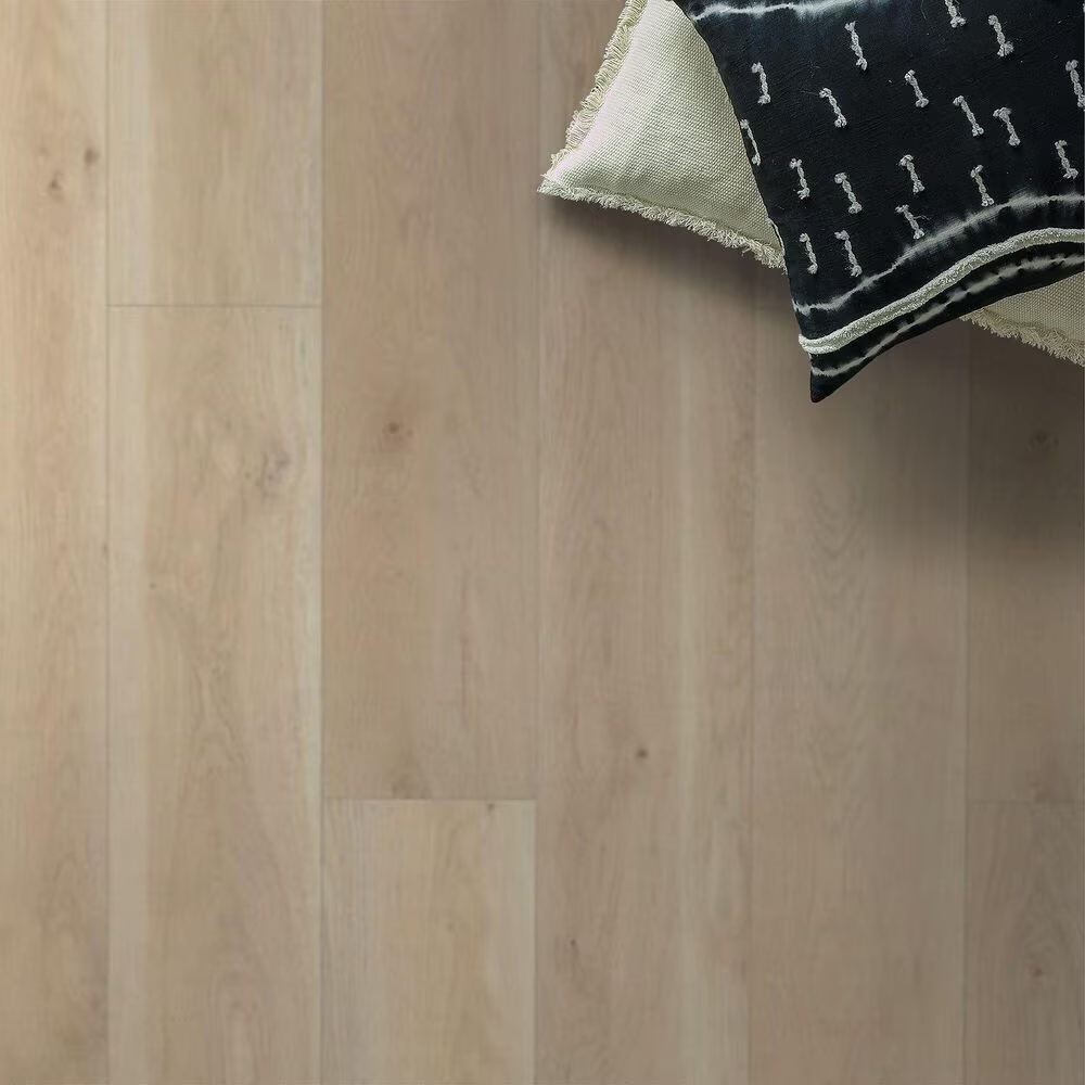 130568-shaw-paragon-hd-natural-bevel-cambridge-7-x-48-luxury-vinyl-plank-1.jpg