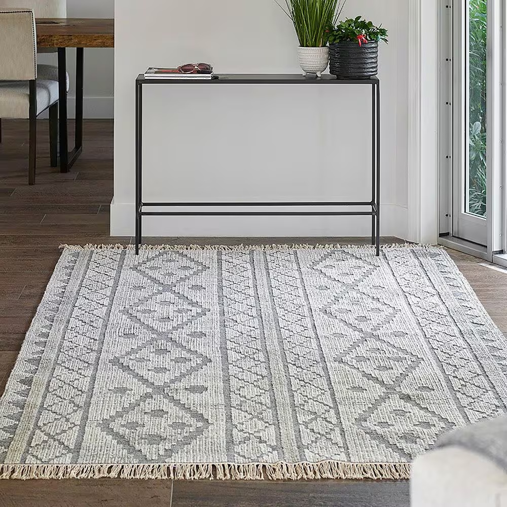 144678-momeni-bristol-3-6-x-5-6-grey-area-rug-1.jpg