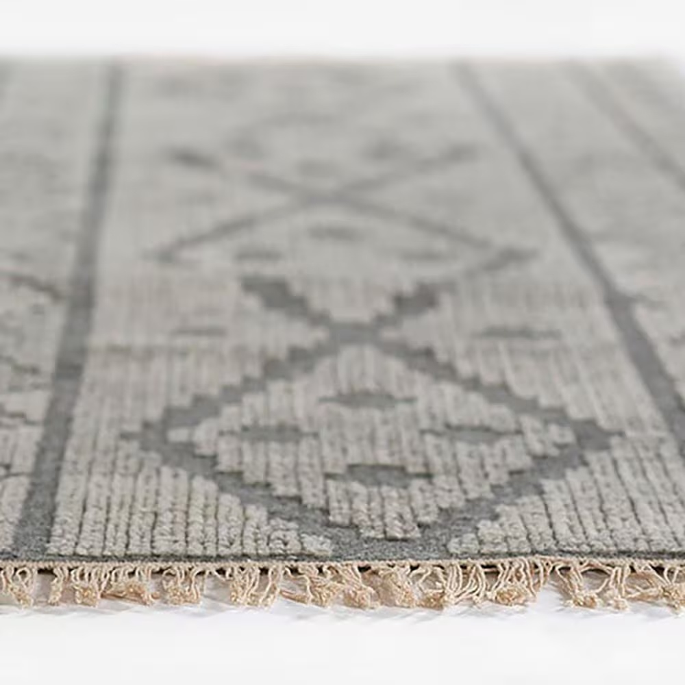 144678-momeni-bristol-3-6-x-5-6-grey-area-rug-1.jpg