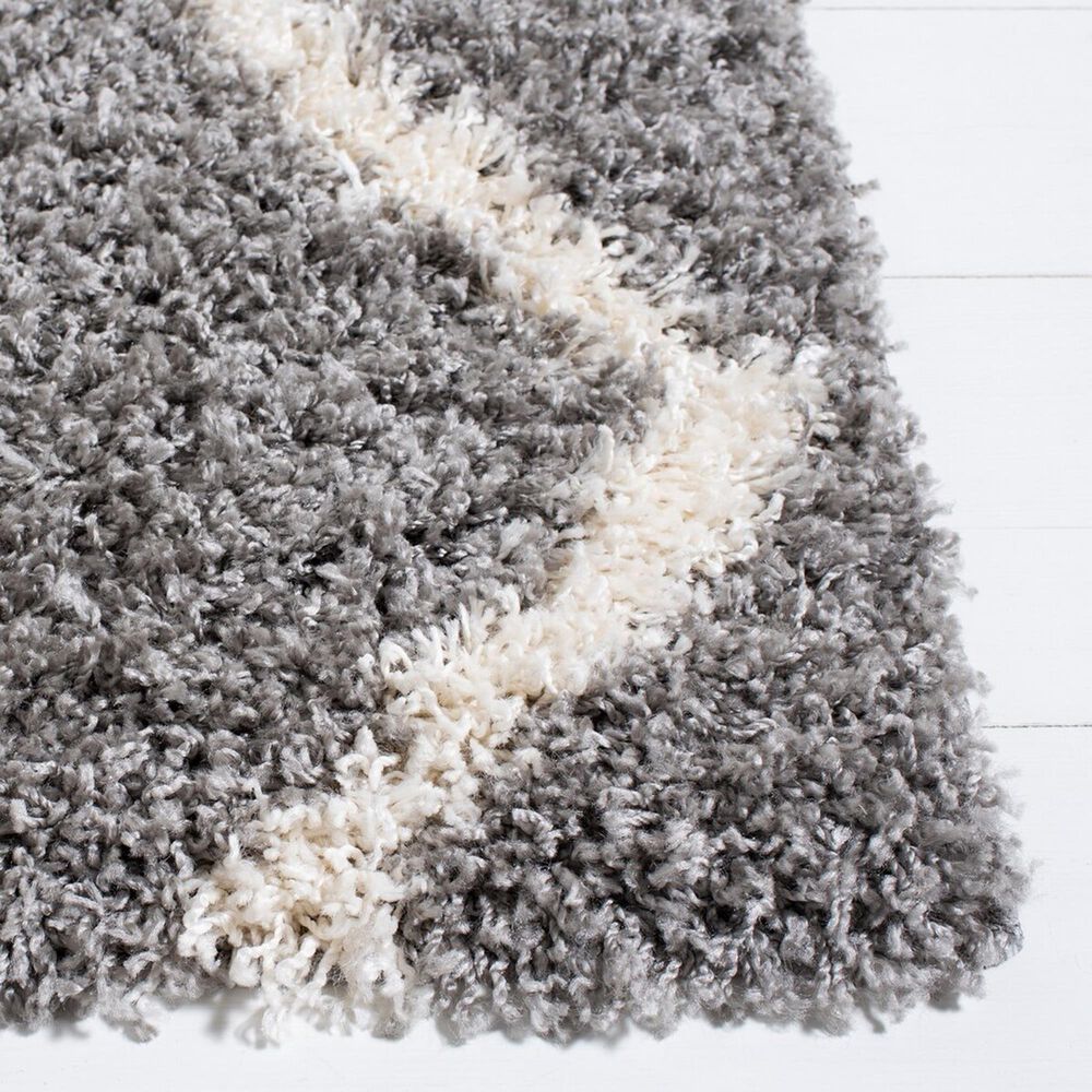 148919-safavieh-venus-shag-chevron-4-x-6-grey-and-ivory-area-rug-1.jpg