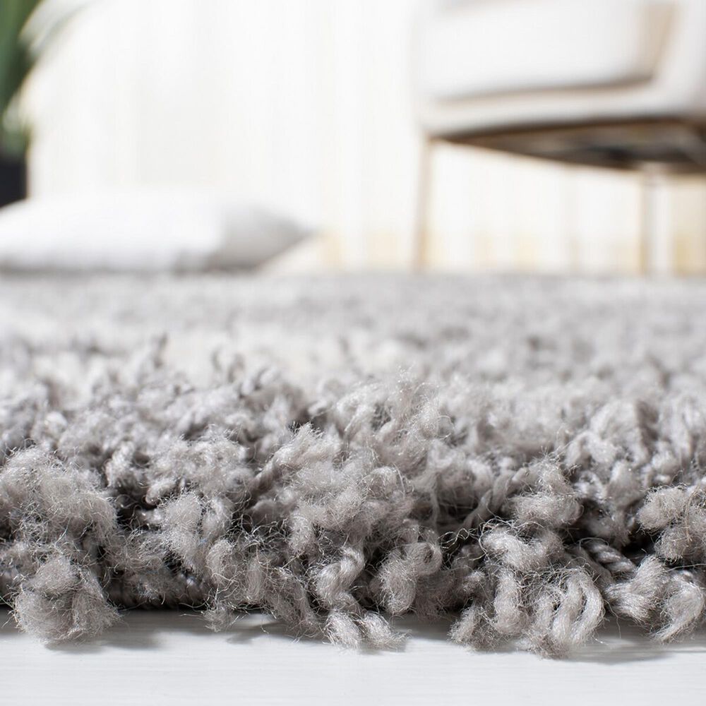 148919-safavieh-venus-shag-chevron-4-x-6-grey-and-ivory-area-rug-1.jpg