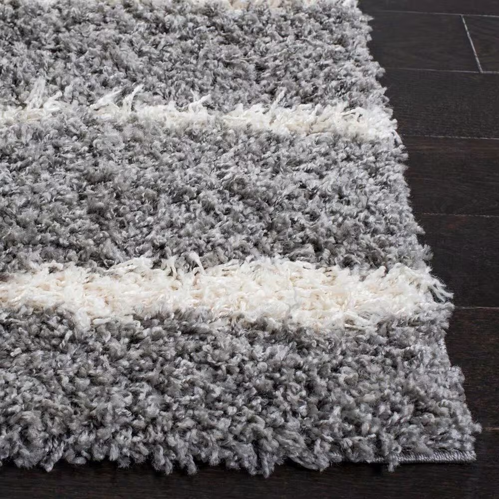 149264-safavieh-venus-shag-vns603j-2-7-x-5-grey-and-ivory-area-rug-1.jpg