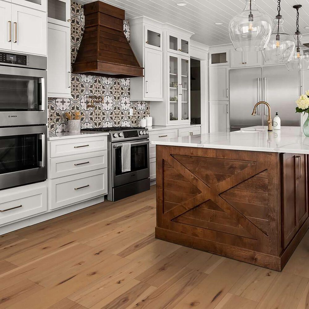 149755-shaw-landmark-sliced-hickory-acadia-hardwood-1.jpg