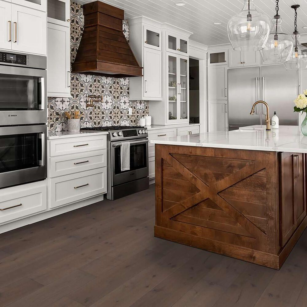 149761-shaw-landmark-sliced-hickory-mojave-hardwood-1.jpg