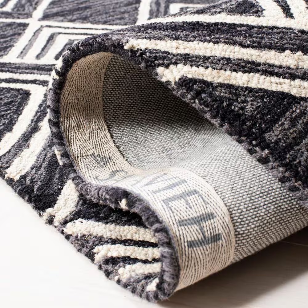 150118-safavieh-micro-loop-mlp154h-5-x-8-charcoal-and-ivory-area-rug-1.jpg
