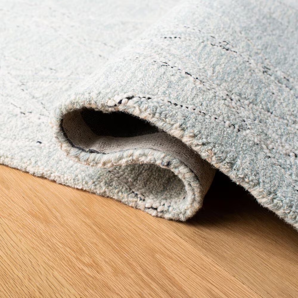 150310-safavieh-micro-loop-4-x-6-ivory-and-light-blue-area-rug-1.jpg