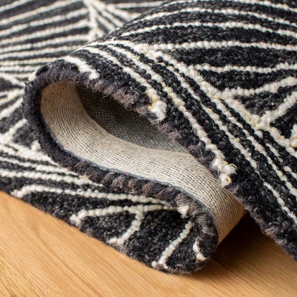 150353-safavieh-micro-loop-mlp174h-4-x-6-charcoal-and-ivory-area-rug-1.jpg