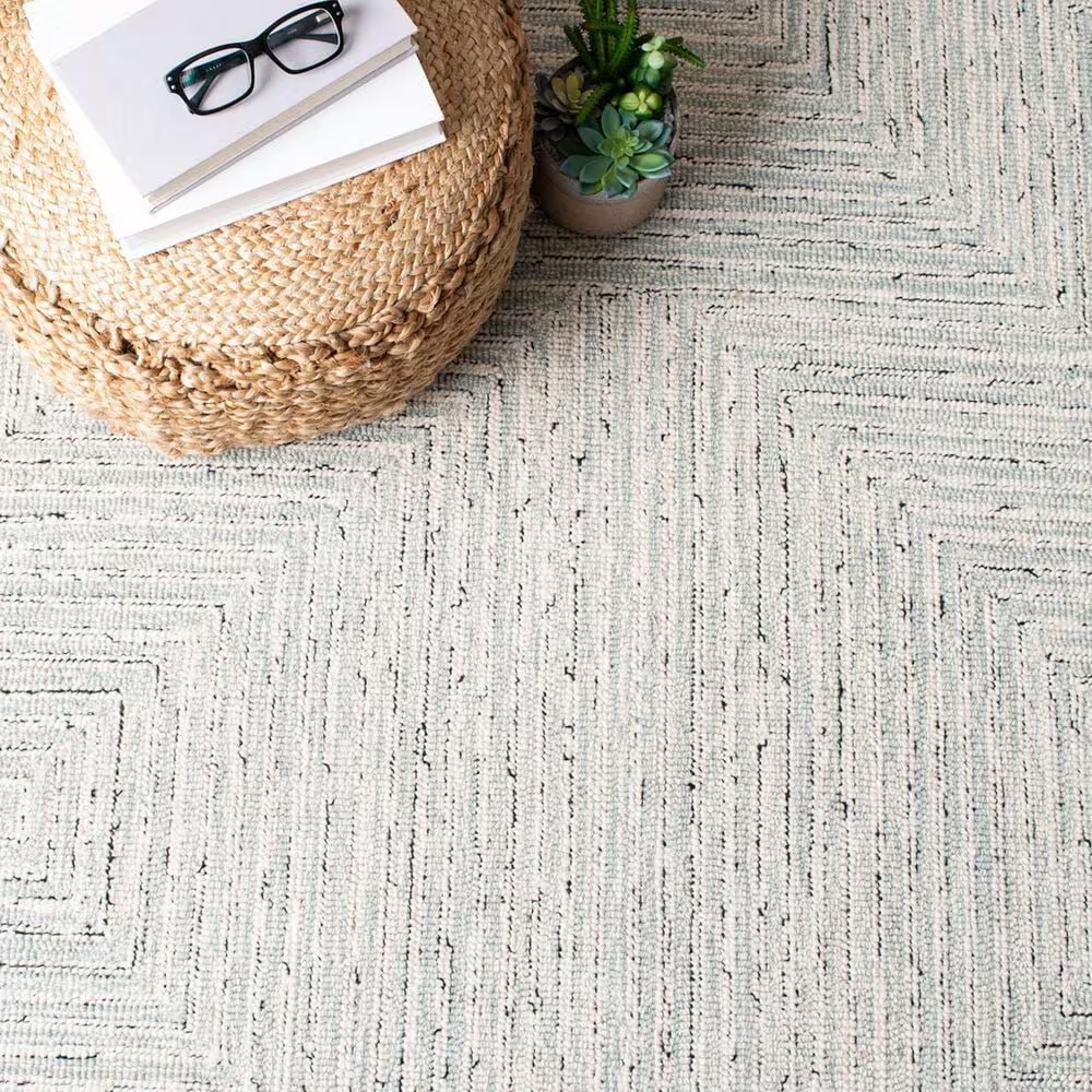 150382-safavieh-micro-loop-mlp176f-8-x-10-light-grey-and-ivory-area-rug-1.jpg