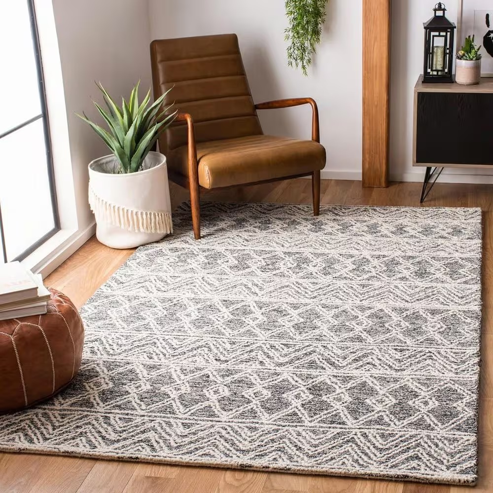 150415-safavieh-micro-loop-mlp203a-5-x-8-ivory-and-black-area-rug-1.jpg