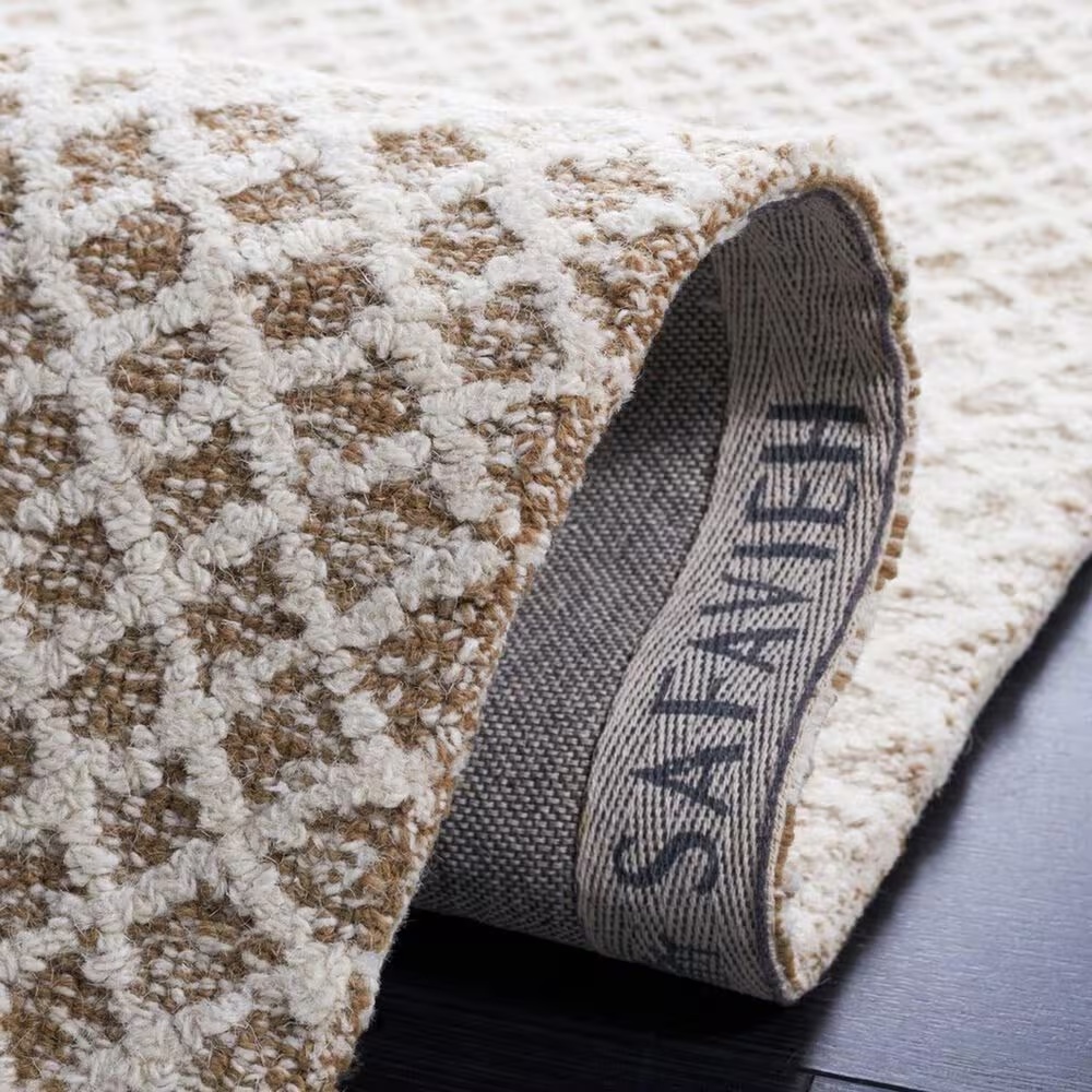 150617-safavieh-micro-loop-geometric-5-x-8-beige-and-ivory-area-rug-1.jpg