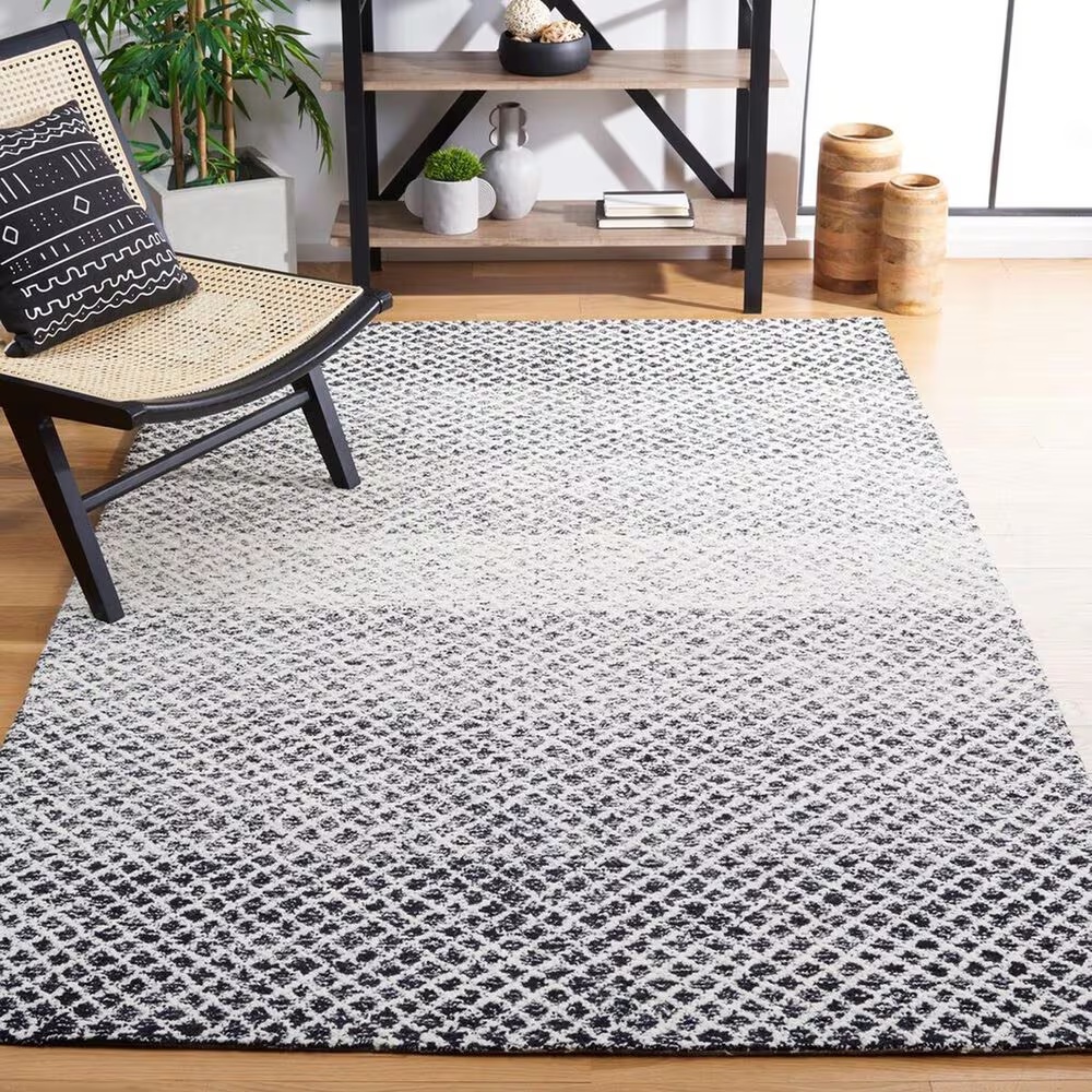 150717-safavieh-micro-loop-4-x-6-black-and-ivory-area-rug-1.jpg