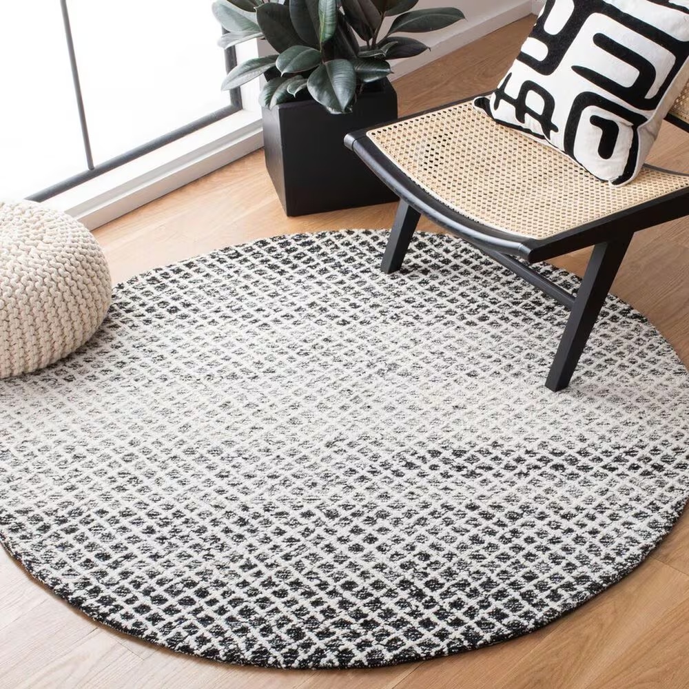 150727-safavieh-micro-loop-5-round-black-and-ivory-area-rug-1.jpg