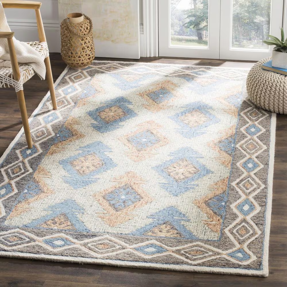 150805-safavieh-micro-loop-southwestern-4-x-6-blue-and-beige-area-rug-1.jpg
