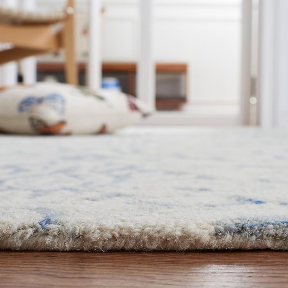 152042-safavieh-micro-loop-mlp532a-4-x-6-ivory-and-blue-area-rug-1.jpg