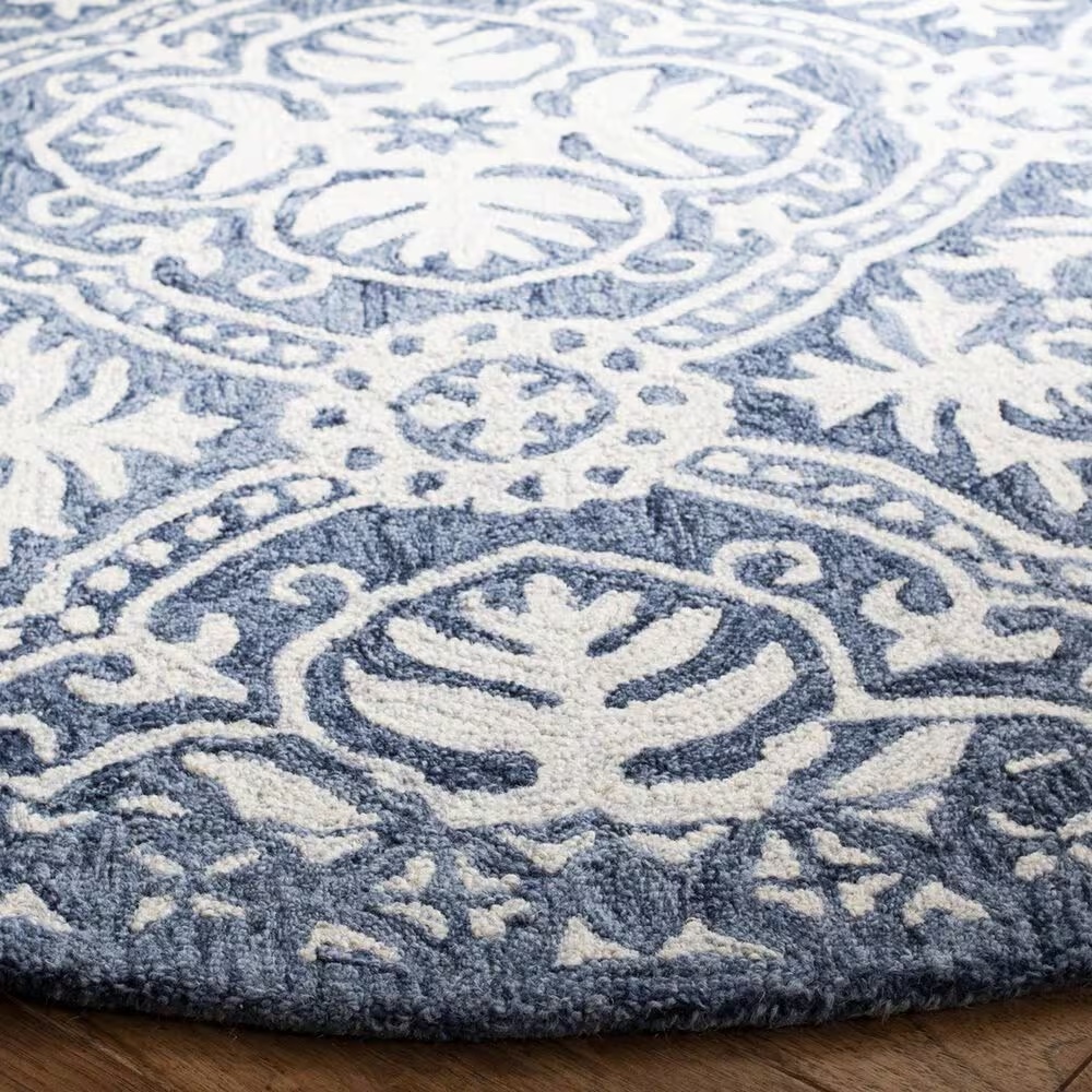 152432-safavieh-micro-loop-mlp606m-5-round-blue-and-ivory-area-rug-1.jpg
