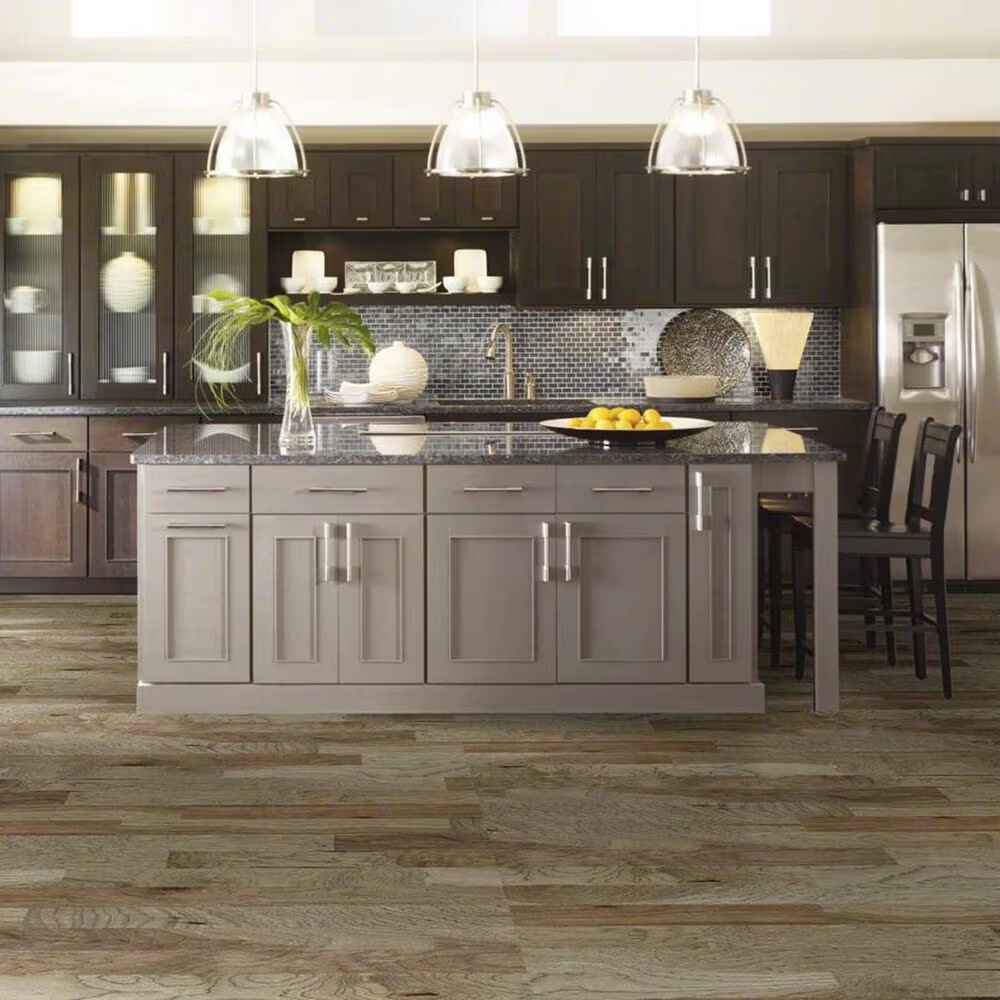 15450-shaw-3-8-23-66-ctn-5-hardwood-in-honey-glow-1.jpg