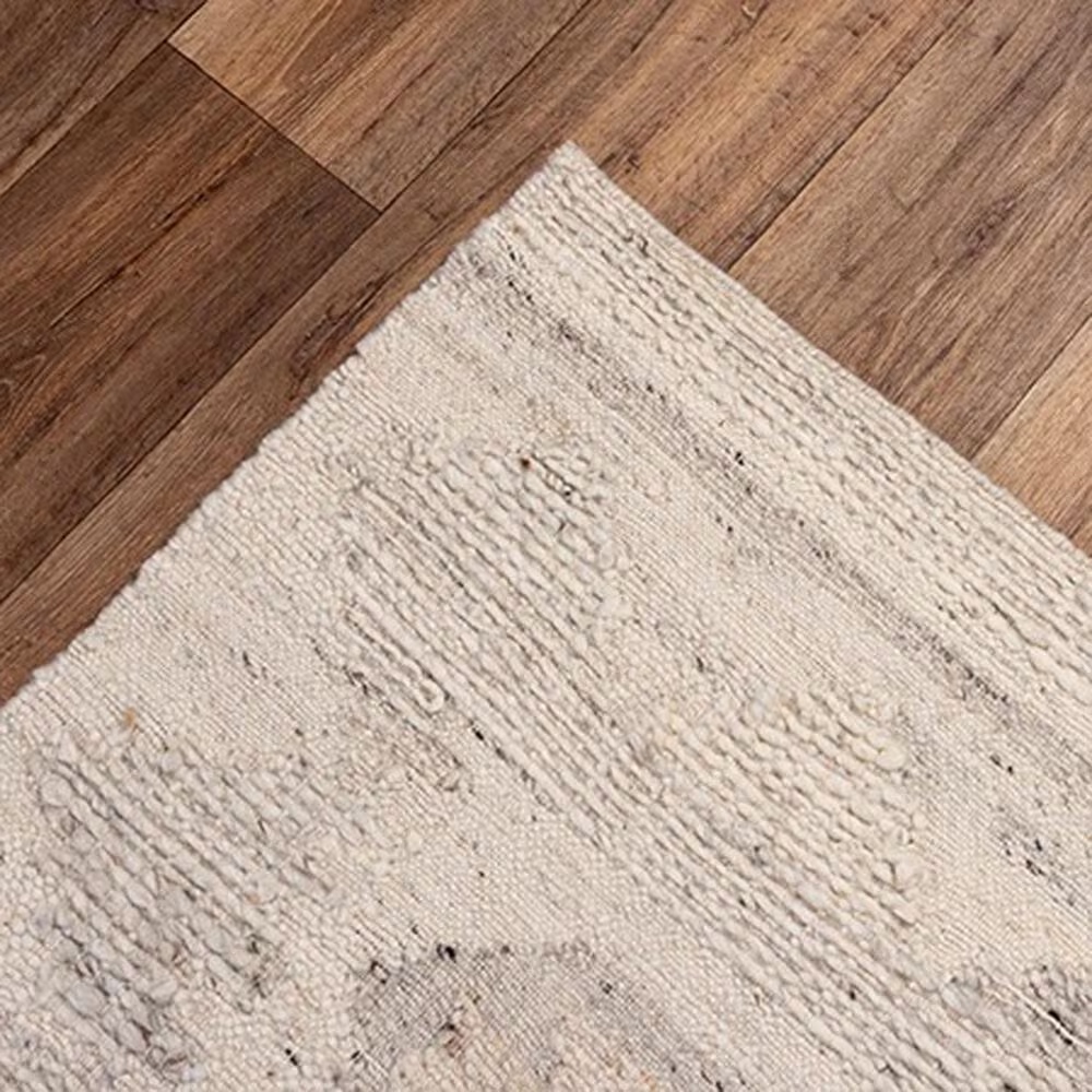 158746-rizzy-nova-nva947-5-x-7-6-ivory-area-rug-1.jpg