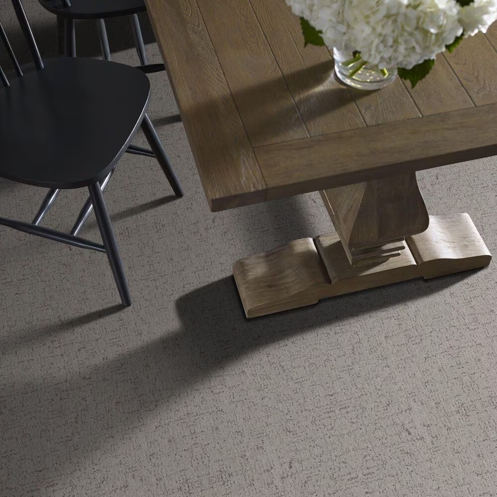 161543-shaw-run-free-carpet-in-gravity-1.jpg