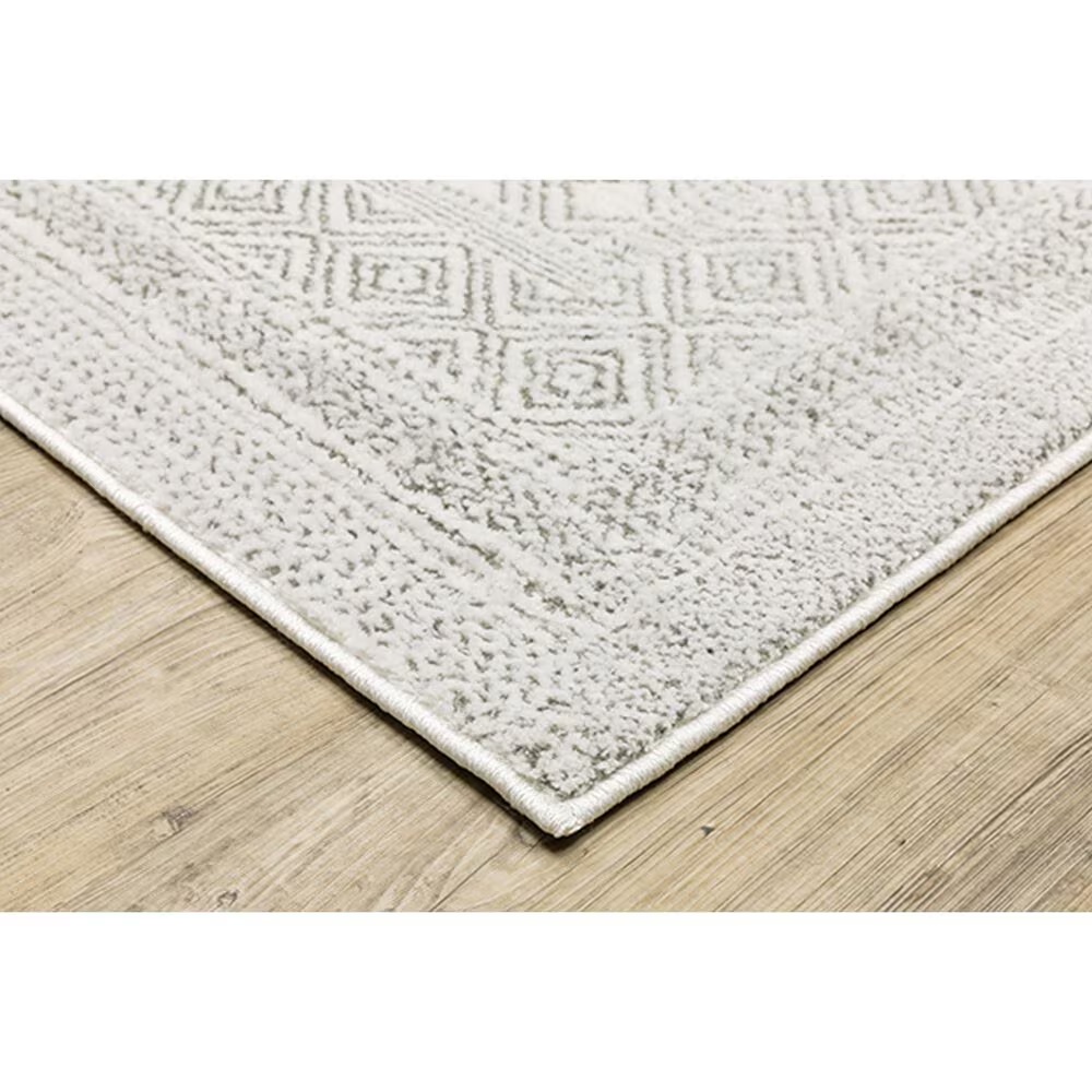 163868-oriental-weavers-montecito-diamond-border-3-3-x-5-white-area-rug-1.jpg