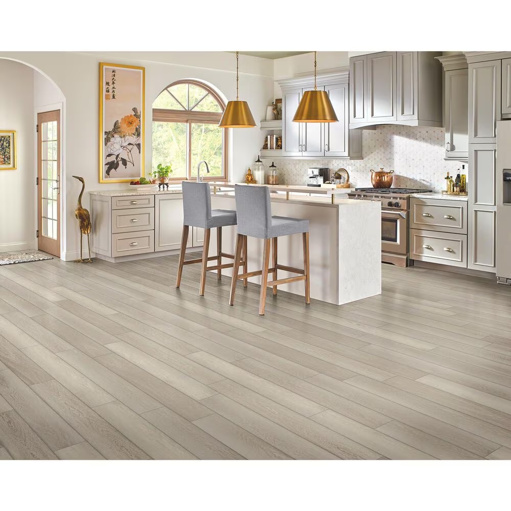 171935-bruce-hardwood-flooring-lifeseal-reserve-spring-mist-7-x-60-luxury-vinyl-plank-1.jpg