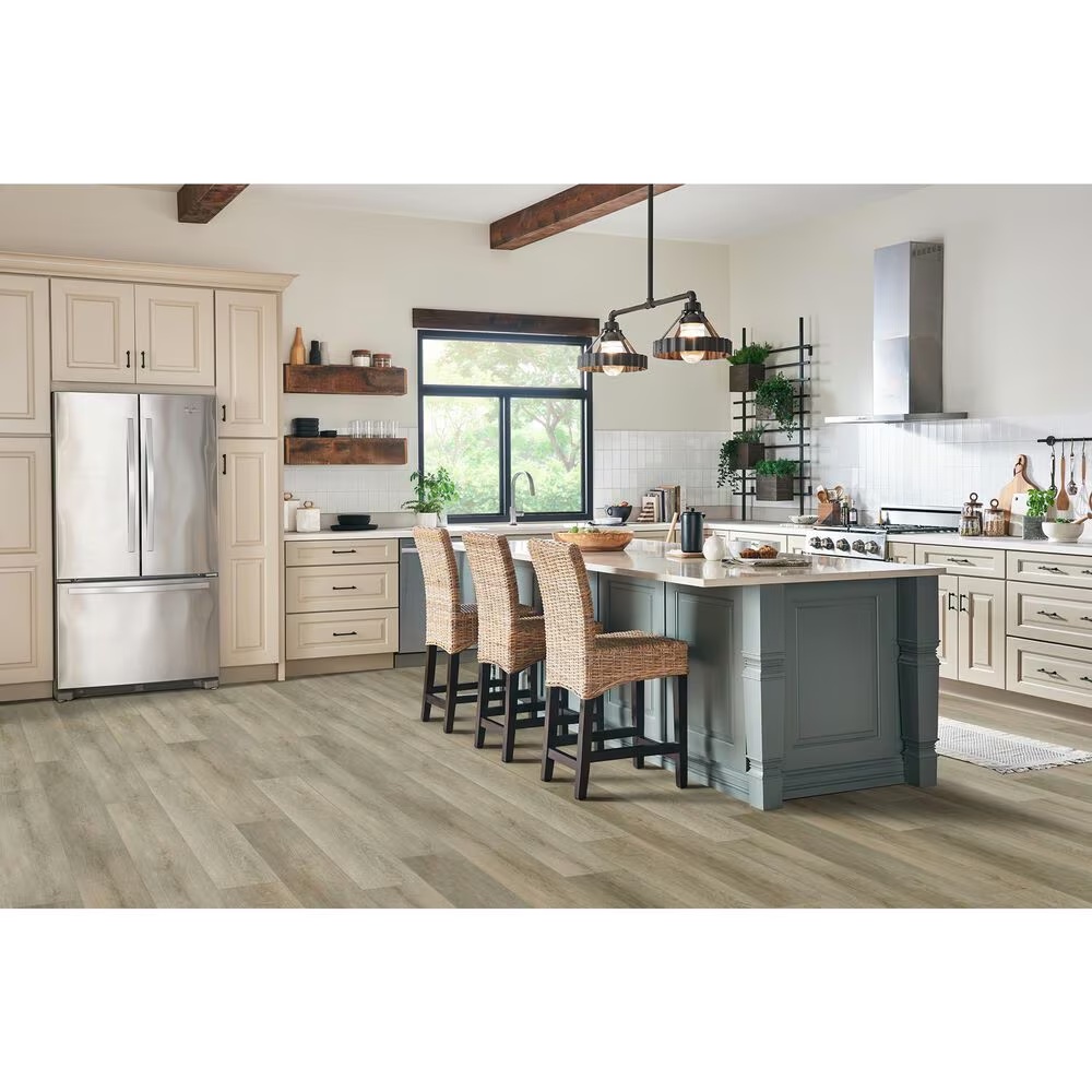 172045-robbins-pro-tekt-reserve-carefree-greige-9-x-60-luxury-vinyl-plank-1.jpg