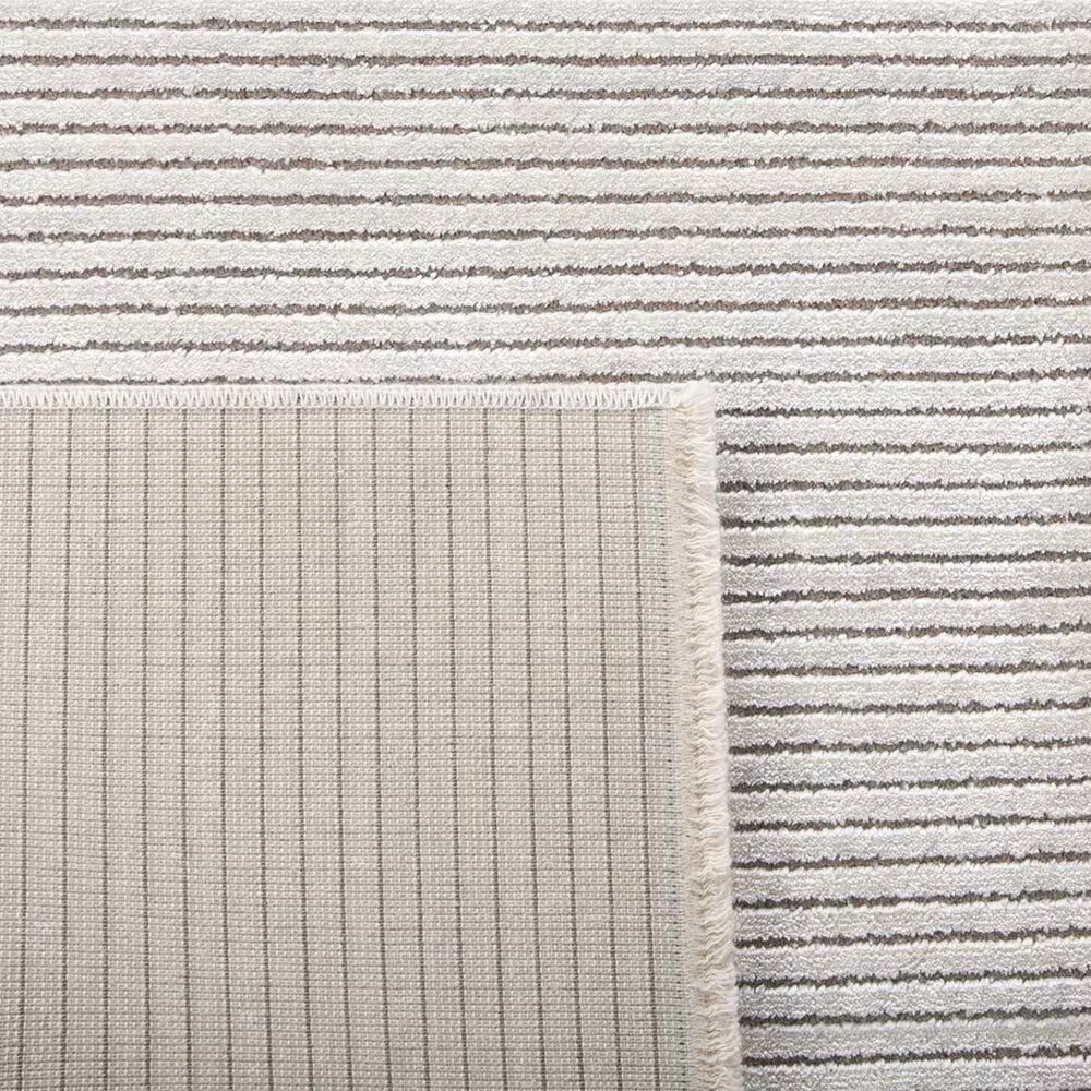 177800-safavieh-dream-6-7-square-ivory-area-rug-1.jpg