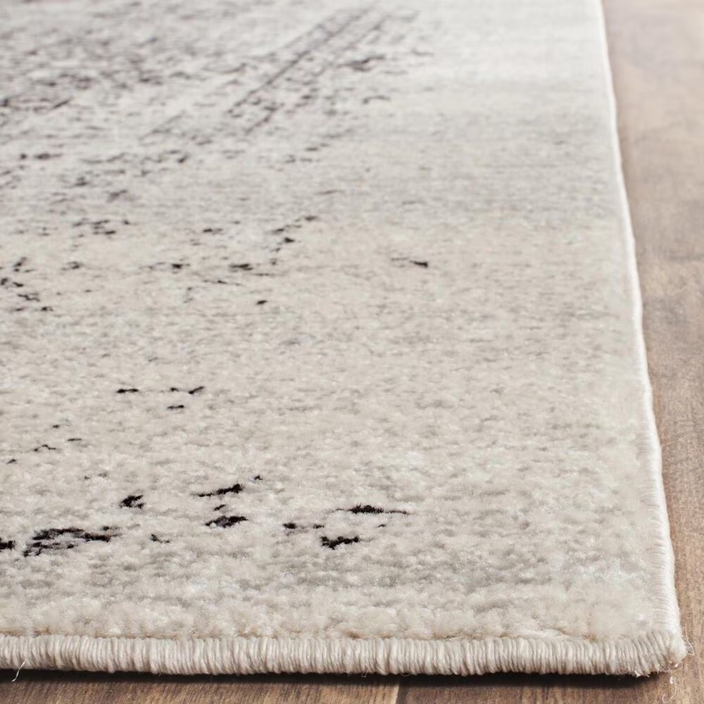 18784-safavieh-evoke-evk260t-4-4-x-6-ivory-black-area-rug-1.jpg