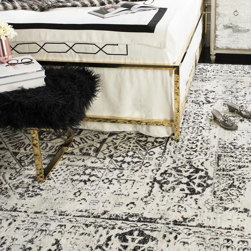 18784-safavieh-evoke-evk260t-4-4-x-6-ivory-black-area-rug-1.jpg