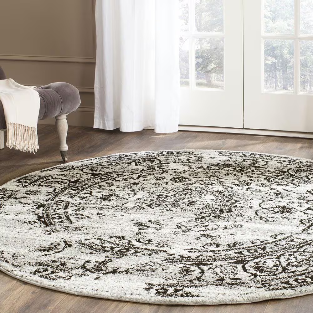 Safavieh Adirondack ADR101A-4R 4' x 4'Silver/Black Round Rug