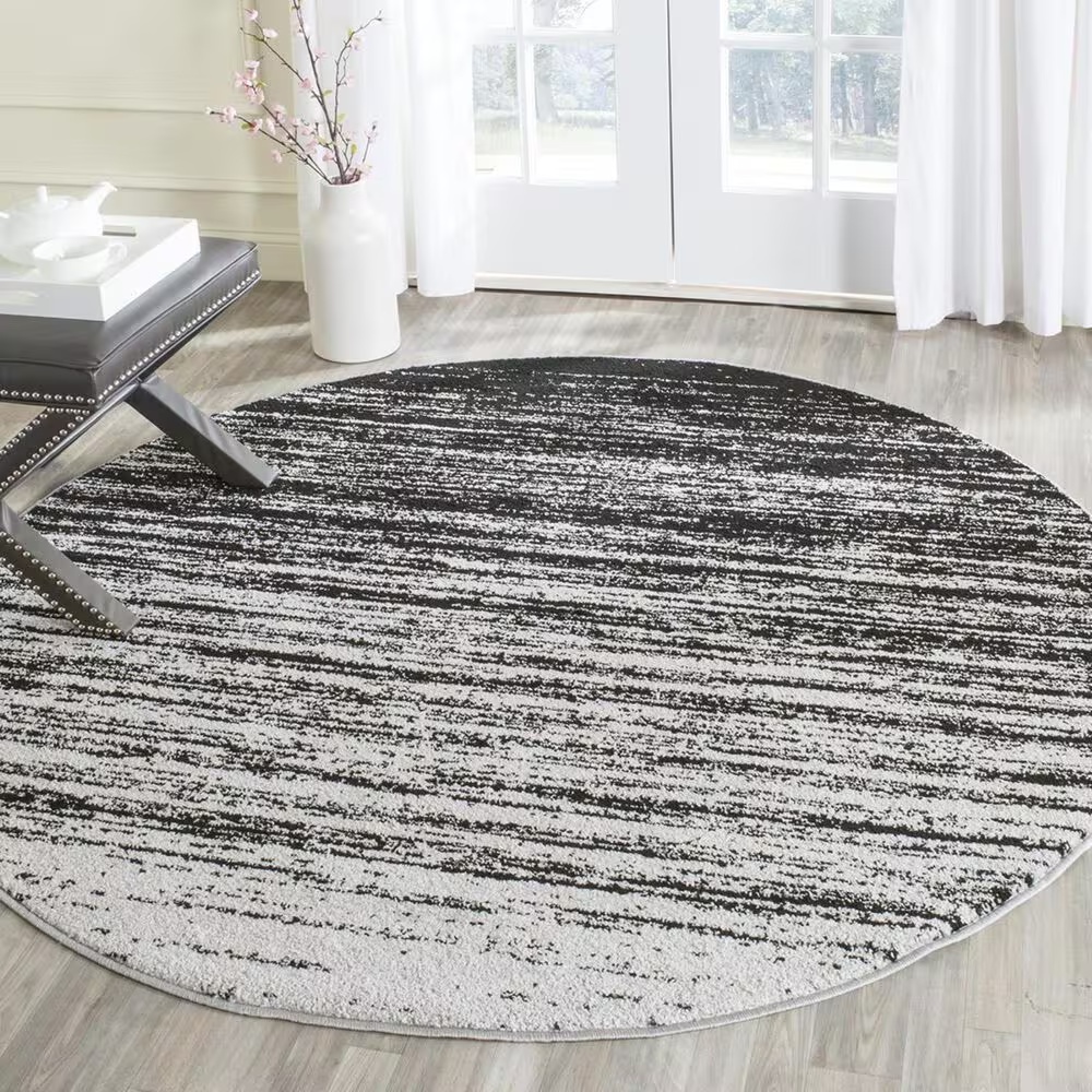 Safavieh Adirondack ADR113A-6R 6' x 6'Silver/Black Round Rug
