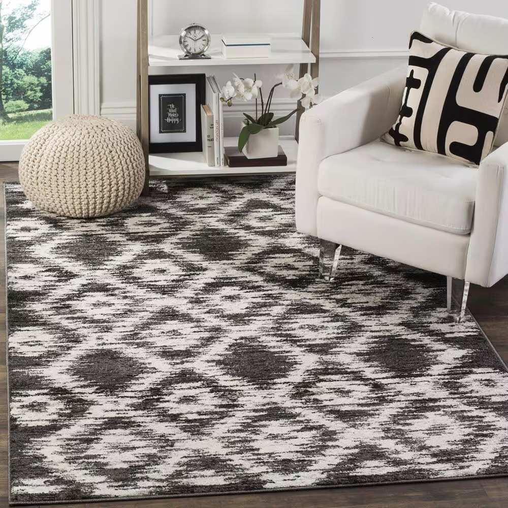 Safavieh Adirondack ADR118R-4 4' x 6' Charcoal/Ivory Area Rug