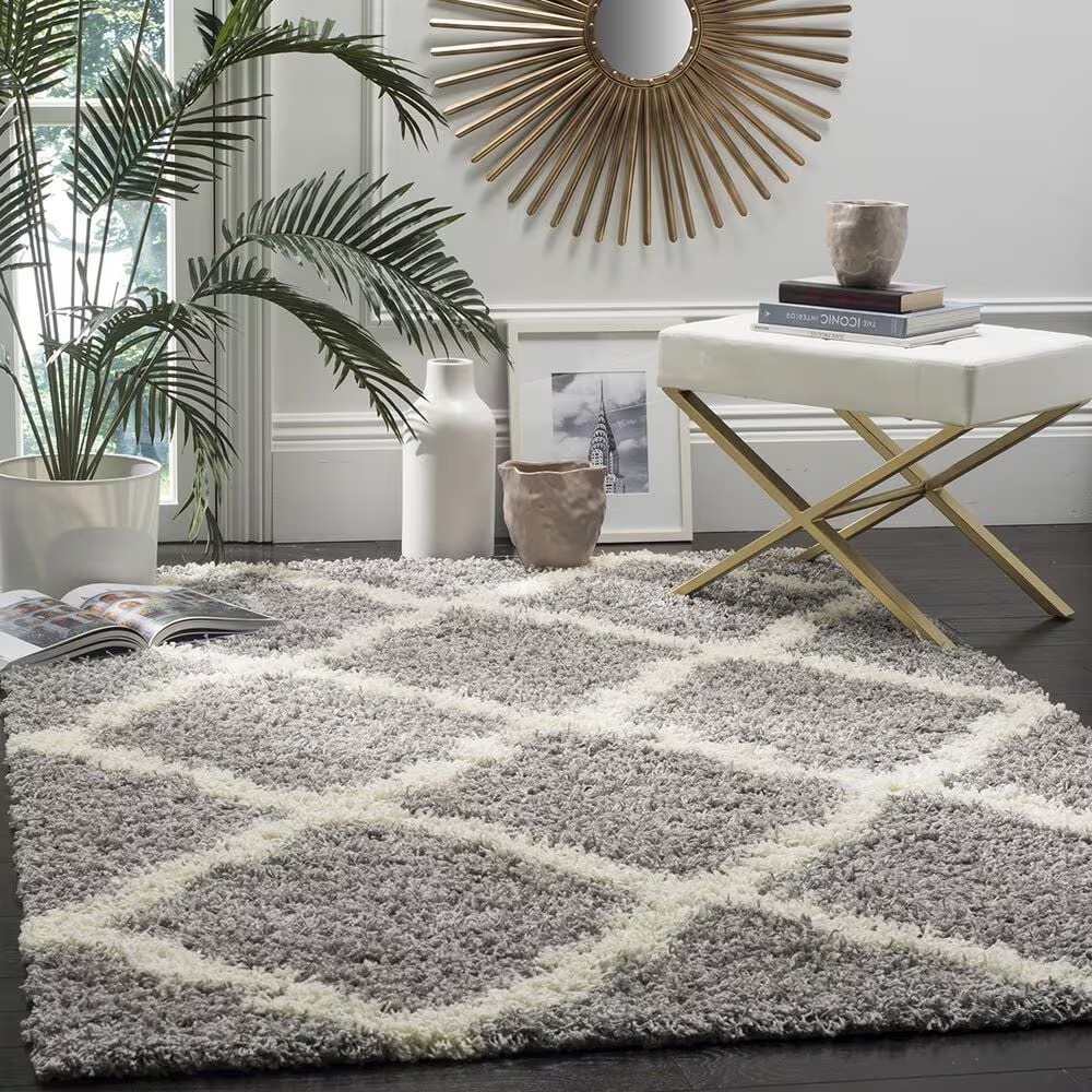 25552-safavieh-dallas-shag-sgd257g-4-4-x-6-grey-ivory-area-rug-1.jpg