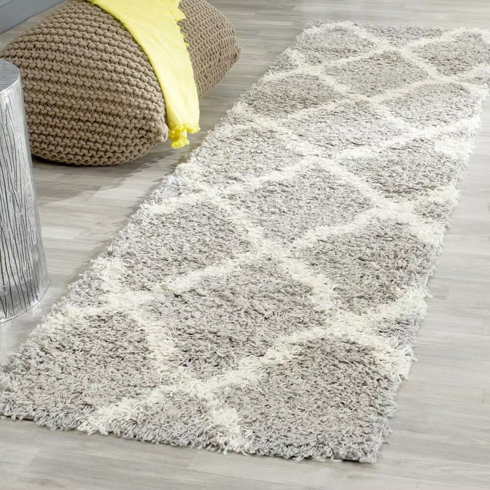 25658-safavieh-dallas-shag-sgd257g-26-2-3-x-6-grey-ivory-runner-1.jpg