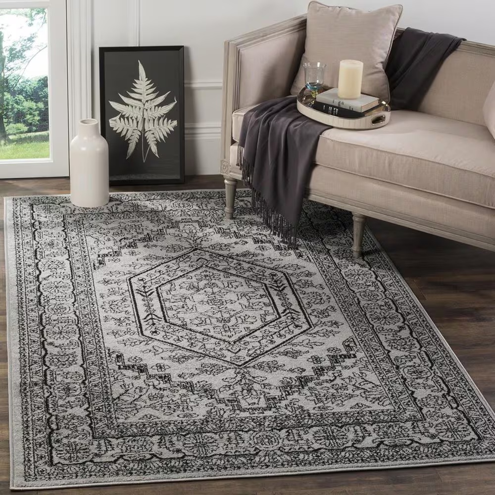 Safavieh Adirondack ADR108A-5 5'1" x 7'6" Silver/Black Area Rug